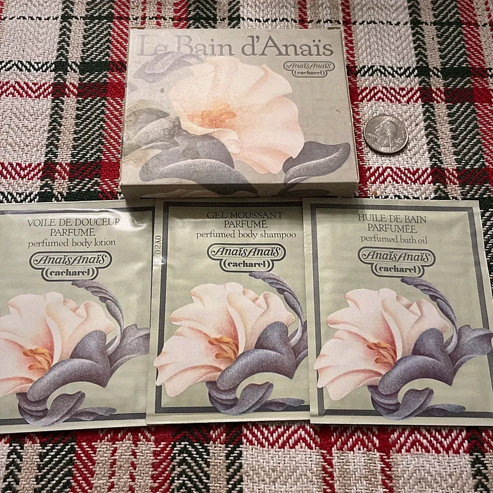 Vintage Rare Anais Anais Cacheral Set Of 3 Perfumed Lotion/Shampoo/Oil Samples
